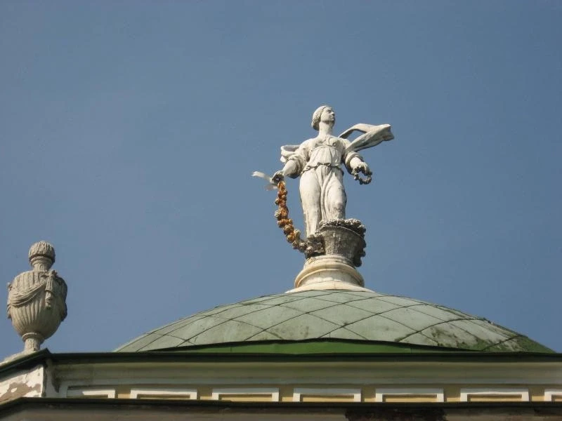 На крыше эрмитажа.