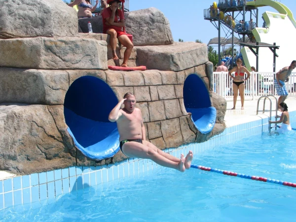 Ла Пинеда. Аквапарк "Aquopolis"