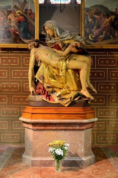 Вышеград. Костел Петра и Павла. Скорбящая Дева Мария