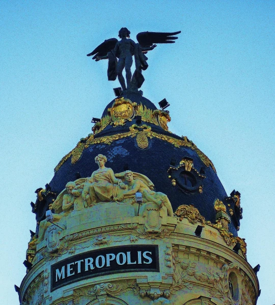 эдифисьо метрополь на гран виа