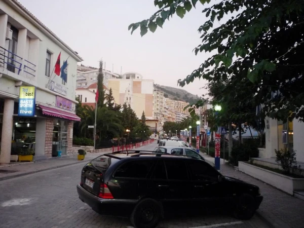 На улицах Саранды