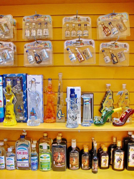Сувенирчики. Кофейный ликёр на Ouzo  был очень хорош ;)))