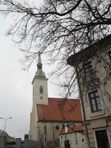Братислава