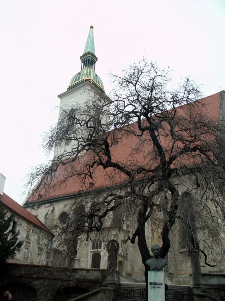 Братислава