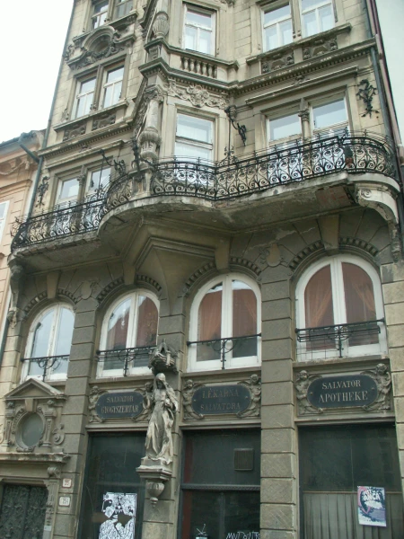 Братислава