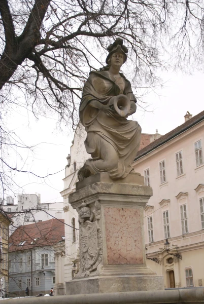 Братислава