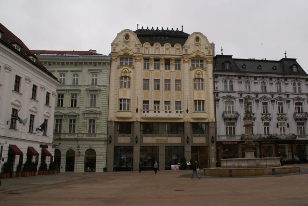 Братислава