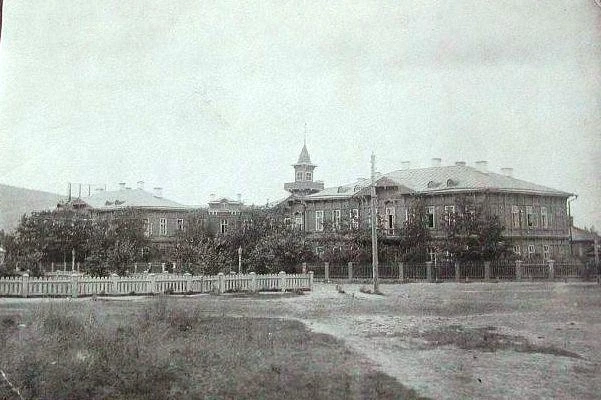 Чита. Главпочтамт. Фото из семейного архива. 1 пол. 20 в.