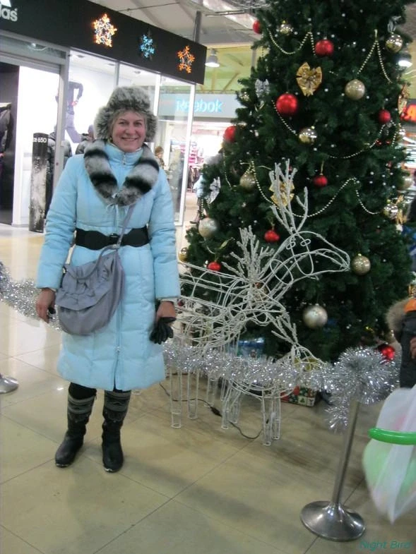 Елка в *Макси*. 2012 г.