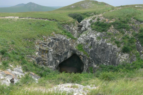 Хээтэйская пещера (Сухая) Оловяннинский Забайкальский край