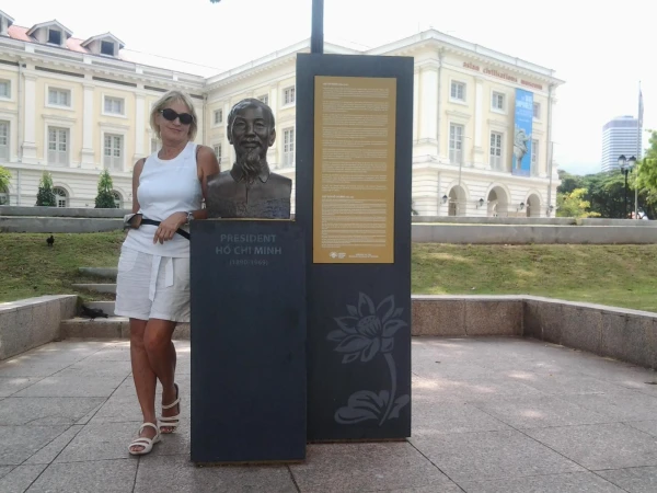Хо Ши Мин в Сингапуре