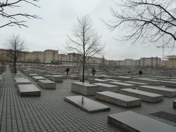 Мемориал жертвам холокоста
