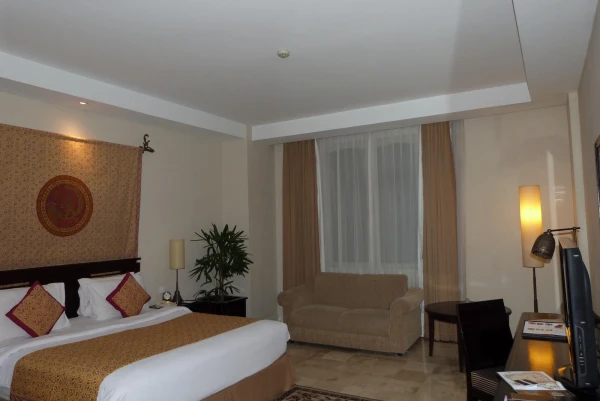 The Phoenix Hotel