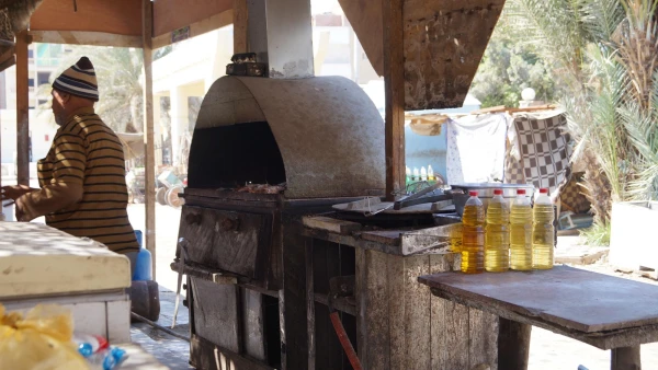 Печь,где нам готовили морепродукты