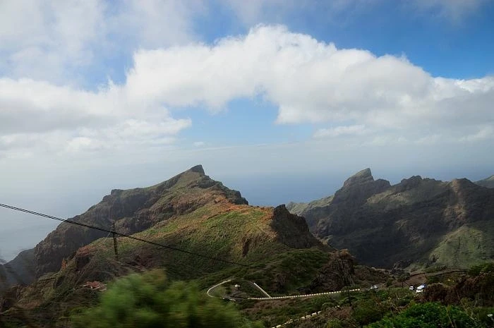 Горная дорога между SANTIAGO TEIDE и BUENAVISTA