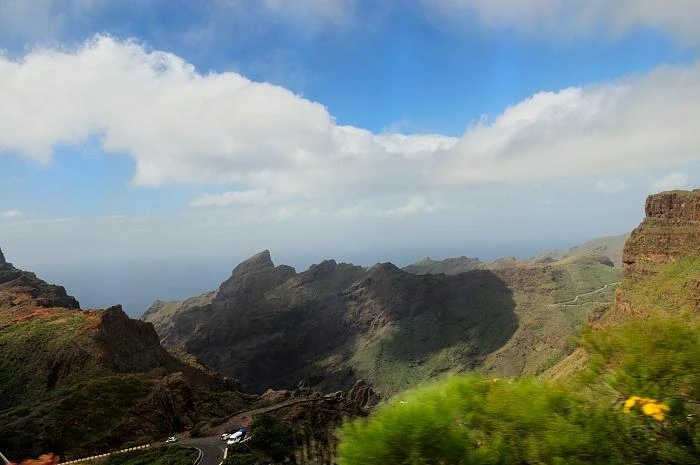 Горная дорога между SANTIAGO TEIDE и BUENAVISTA