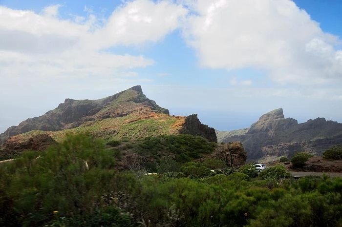 Горная дорога между SANTIAGO TEIDE и BUENAVISTA