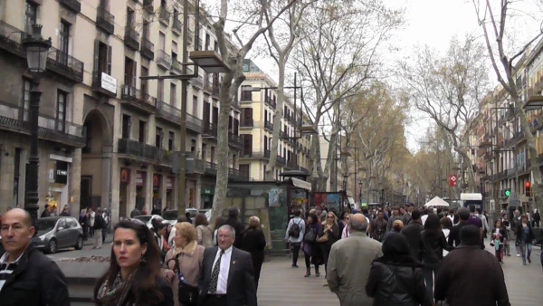 La Rambla. Как в метро, в час пик...