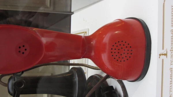 настольный телефонный аппарат Ericsson,Швеция, 1970 Существуют фан-клубы этой модели