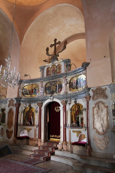 в храме Иасона и Сосипатра