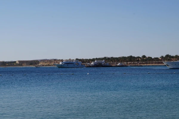 Море