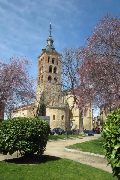 Plaza de la Merced -церковь san Andres