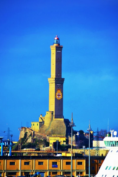 Маяк Ла Лантерна 