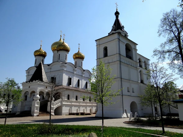 Троицкий собор и звонница