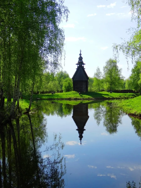 Церковь, ей 300 лет