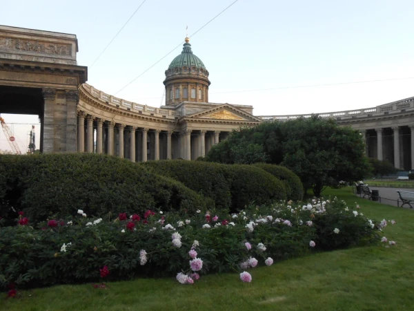 оПИОНенный Казанский Собор
