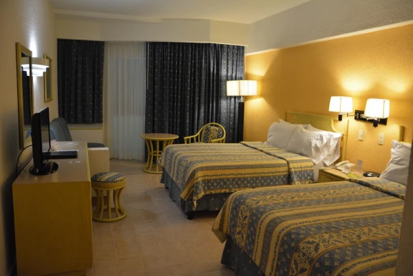 Отел Hotel DEL MAR 4*, г.Кампече