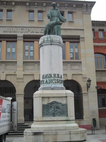 г.Памплона. Памятник святому Франциску.