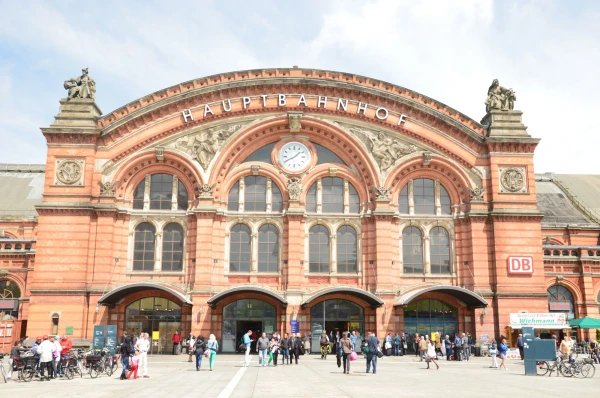 Бременский железнодорожный вокзал (Bremen HBF)
