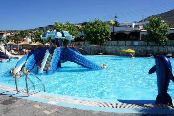 Аквапарк возле пляжа Star Beach
