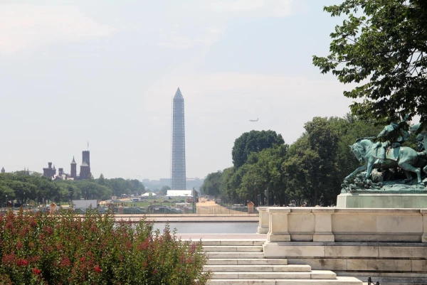 Вашингтон (DC). Вид на National Mall.