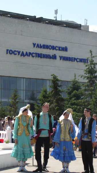 Февронии поклонники национальных обычаев своими глазами смогли увидеть русские, татарские и чувашские свадебные обряды.