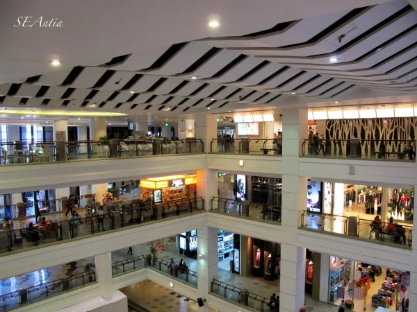 ТЦ Berjaya Times Square