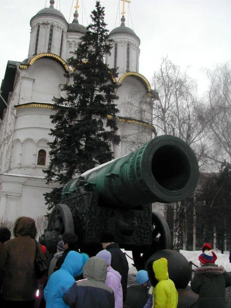 Царь-пушка. Кремль.