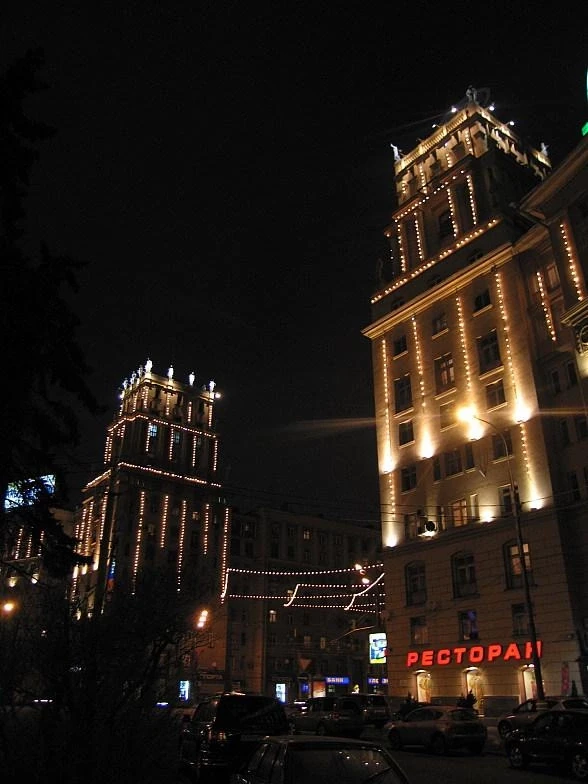 Площадь Гагарина