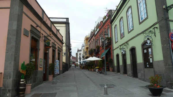 г. Арукас