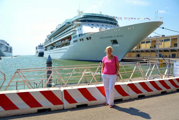 Splendour of the Seas  