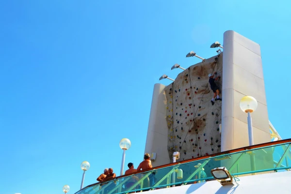 Splendour of the Seas. Скалодром  
