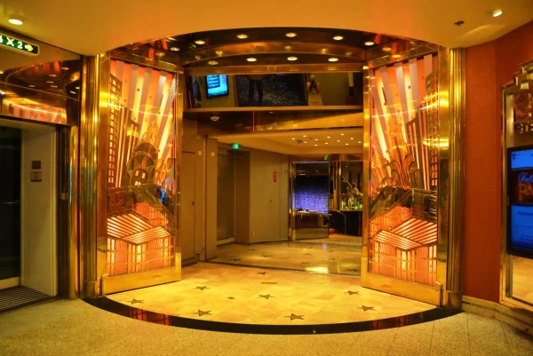 Театр «42nd Street»