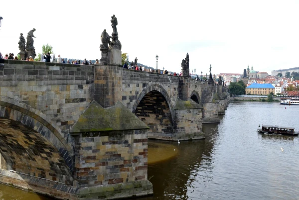 Карлов мост