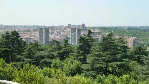 Виды с террасы Королевского дворца