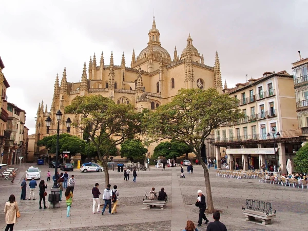 Nuestra Senora de la Asuncion y San Frutos Cathedral 