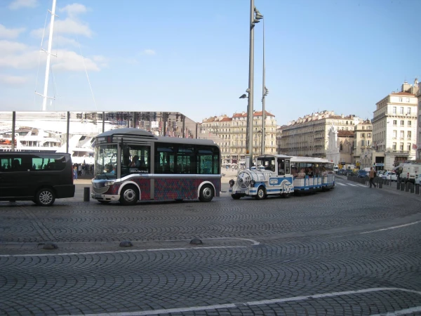Туристические автобусики,паровозики
