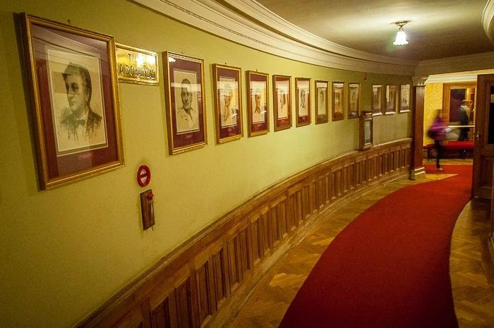 Опера