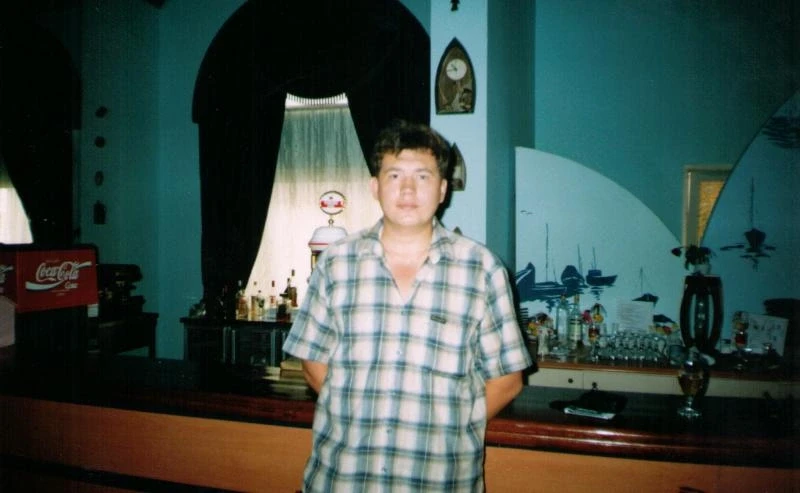 В баре