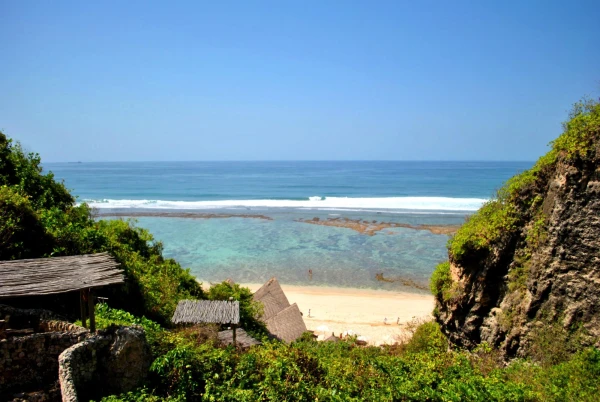 Finn's Beach Club